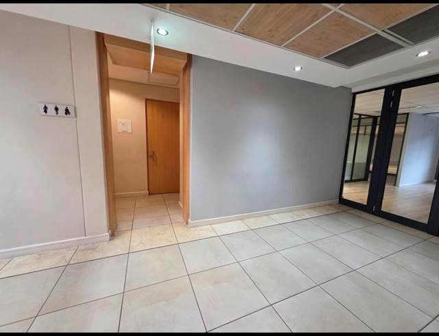 BUSINESS PROPERTY TO RENT IN MENLYN
